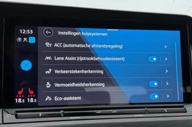 Volkswagen Golf (2023) thumbnail 11
