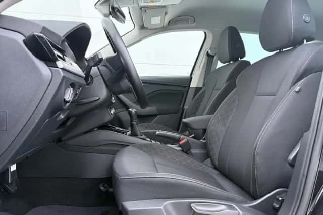 Škoda Kamiq (2023) thumbnail 4