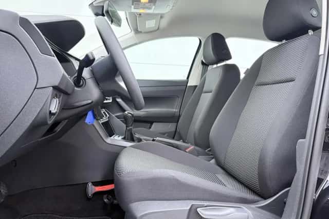 Volkswagen Polo (2022) thumbnail 4