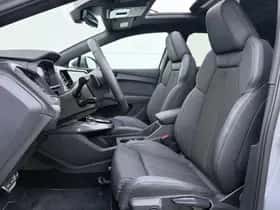 Audi Q4 e-tron (2024) thumbnail 4