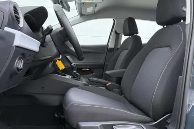 SEAT Ibiza (2024) thumbnail 5