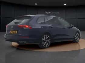 Volkswagen Golf (2024) thumbnail 5