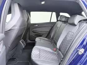 Volkswagen Golf (2024) thumbnail 7