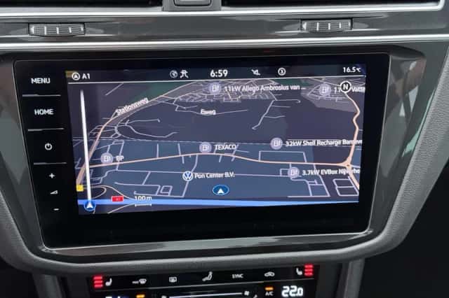 Volkswagen Tiguan (2023) thumbnail 11