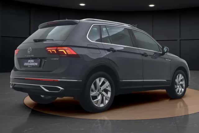 Volkswagen Tiguan (2023) thumbnail 5
