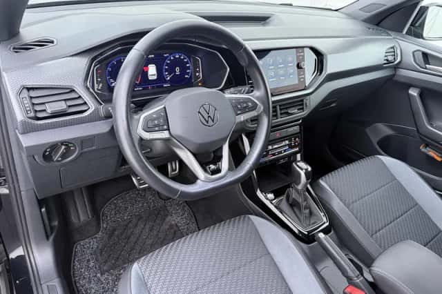 Volkswagen T-Cross (2022) thumbnail 3