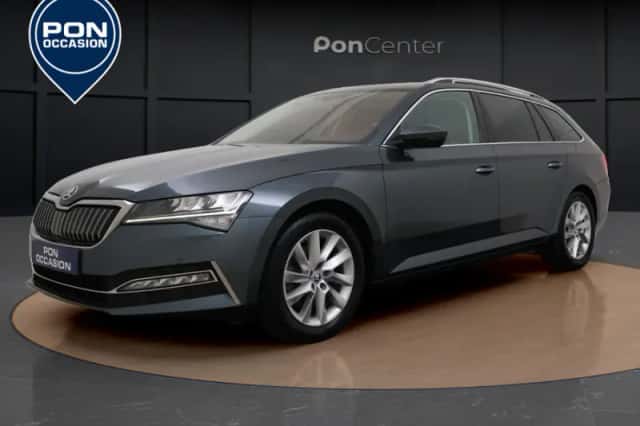Škoda Superb (2022) thumbnail 2