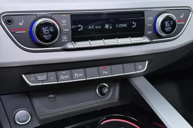 Audi A4 (2024) thumbnail 13