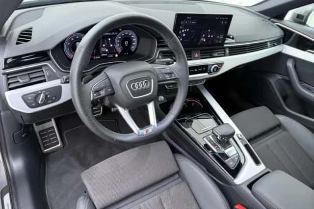 Audi A4 (2024) thumbnail 4