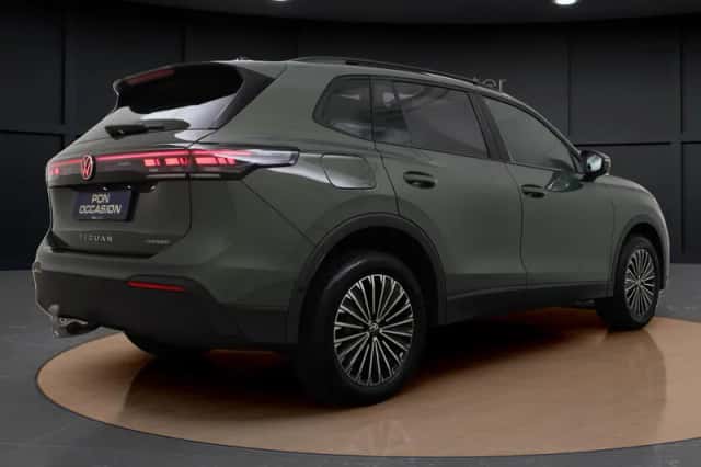 Volkswagen Tiguan (2025) thumbnail 5