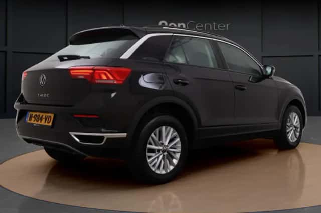 Volkswagen T-Roc (2022) thumbnail 6