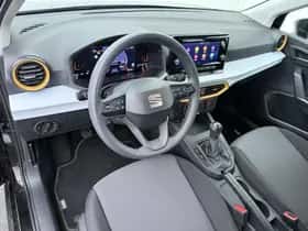 SEAT Arona (2024) thumbnail 3