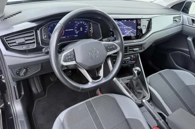 Volkswagen Polo (2022) thumbnail 4