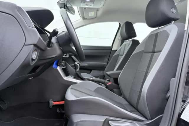 Volkswagen Polo (2022) thumbnail 5