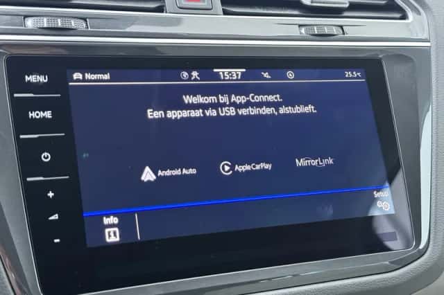 Volkswagen Tiguan (2022) thumbnail 10