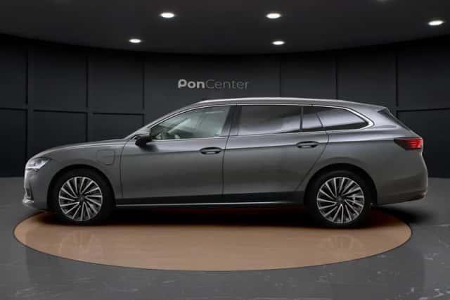 Škoda Superb (2025) thumbnail 6