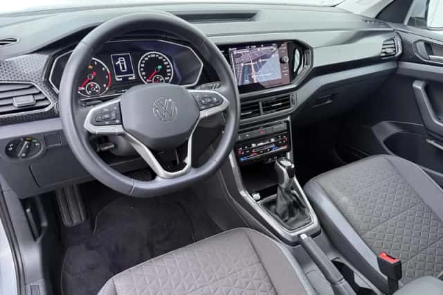 Volkswagen T-Cross (2022) thumbnail 3
