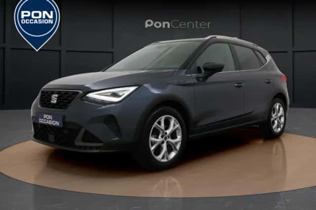SEAT Arona (2023) thumbnail 2