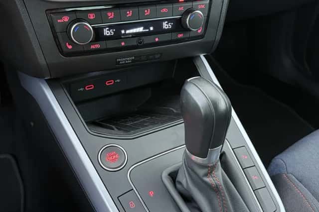 SEAT Arona (2023) thumbnail 13
