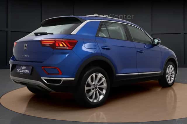 Volkswagen T-Roc (2023) thumbnail 5