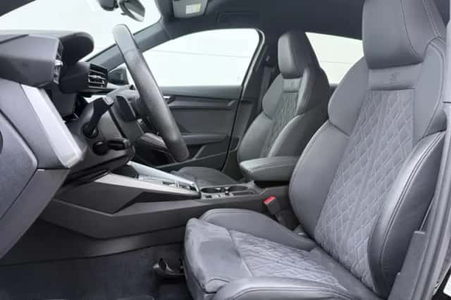 Audi A3 (2023) thumbnail 5