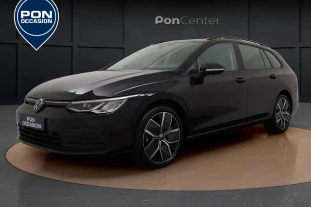 Volkswagen Golf (2023) thumbnail 1