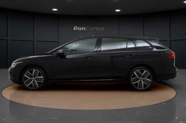 Volkswagen Golf (2023) thumbnail 6