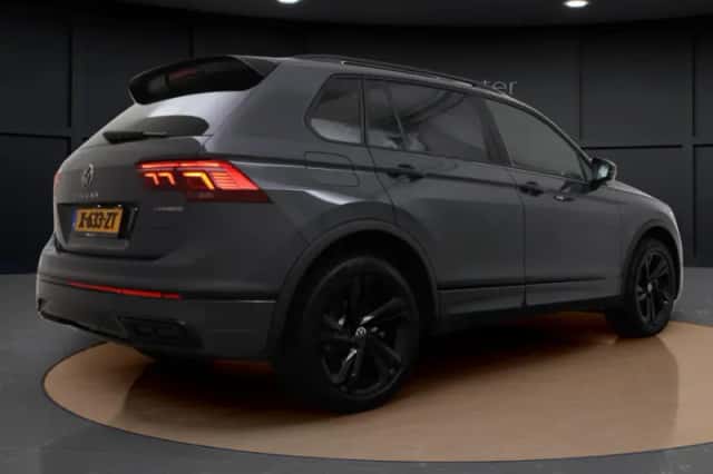 Volkswagen Tiguan (2024) thumbnail 6