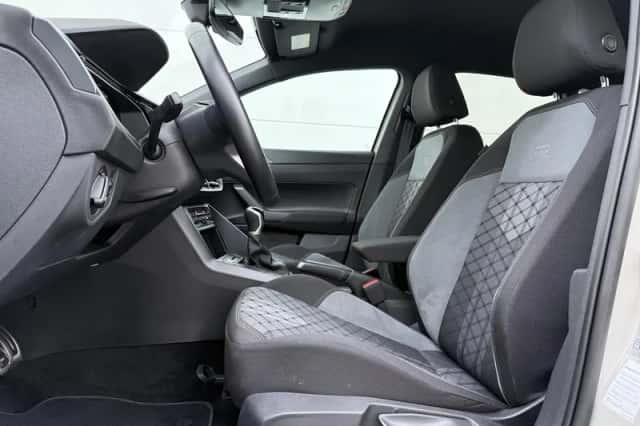 Volkswagen Polo (2024) thumbnail 4