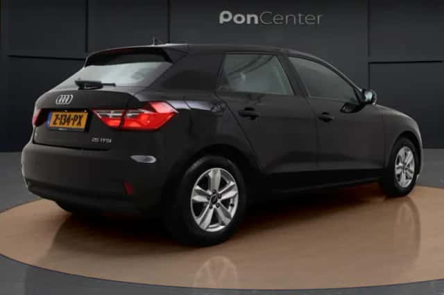 Audi A1 (2024) thumbnail 6