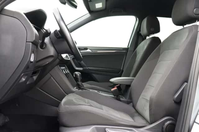 Volkswagen Tiguan (2020) thumbnail 4