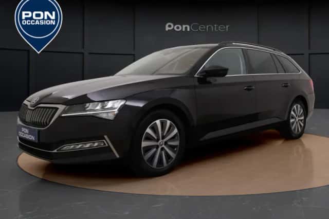 Škoda Superb (2022) thumbnail 2