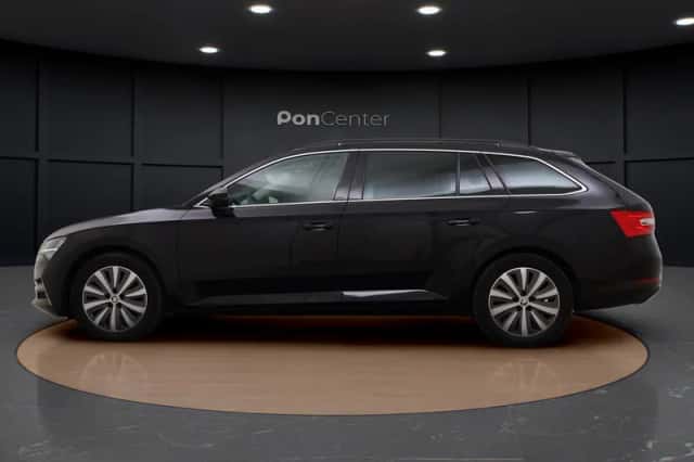 Škoda Superb (2022) thumbnail 6