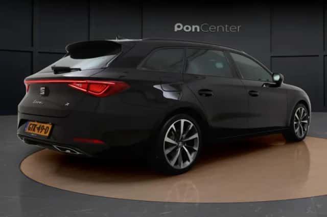 SEAT Leon Sportstourer (2024) thumbnail 6