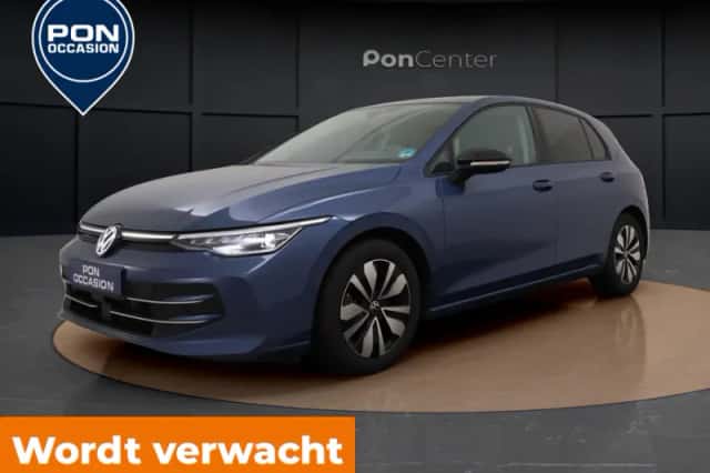 Volkswagen Golf (2025) thumbnail 2