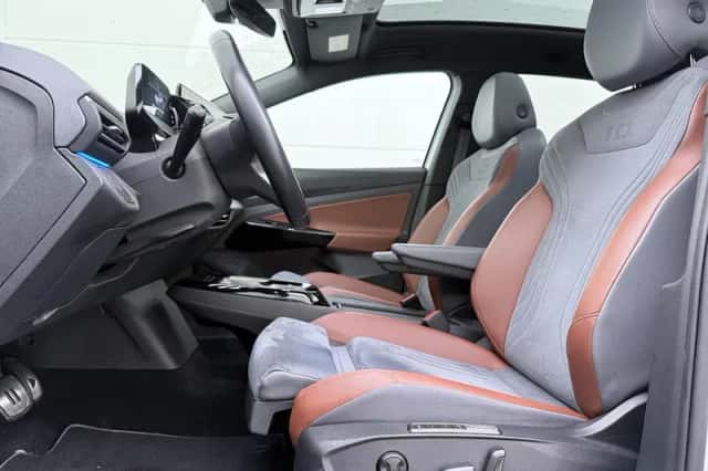 Volkswagen ID.4 (2021) thumbnail 4