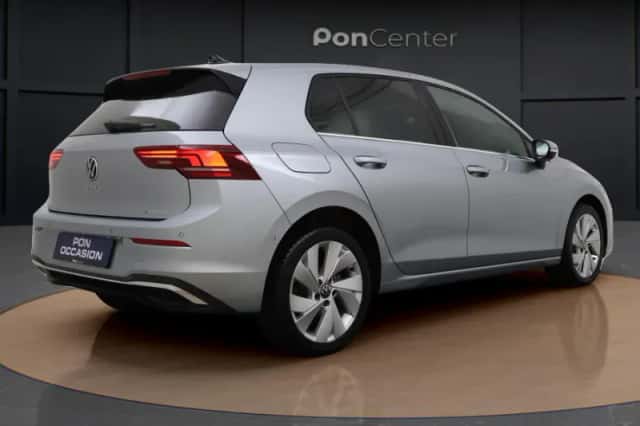 Volkswagen Golf (2025) thumbnail 6