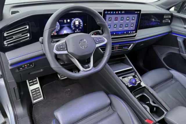Volkswagen Tiguan (2025) thumbnail 4
