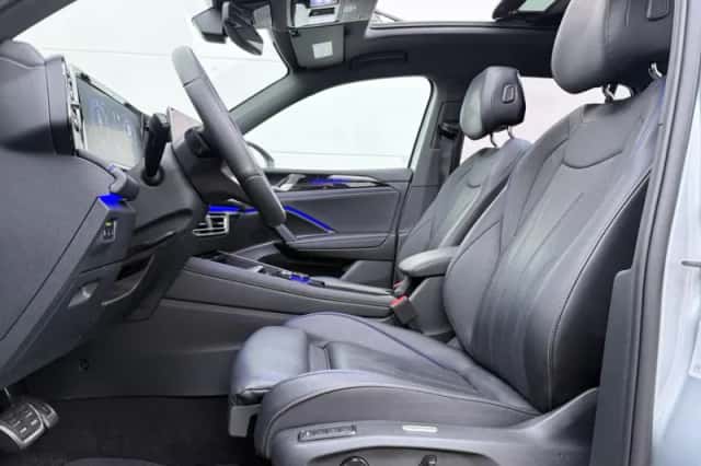 Volkswagen Tiguan (2025) thumbnail 5