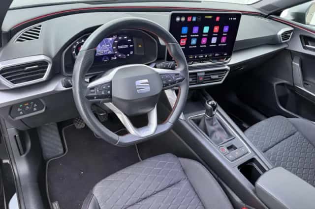 SEAT Leon Sportstourer (2025) thumbnail 4