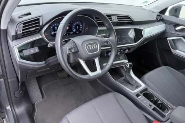 Audi Q3 (2024) thumbnail 4