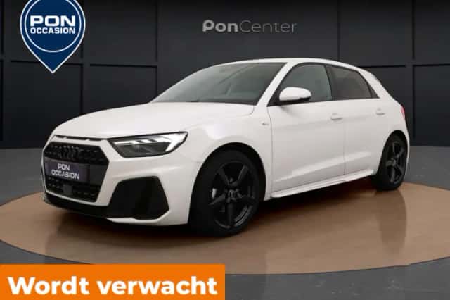 Audi A1 (2025) thumbnail 2