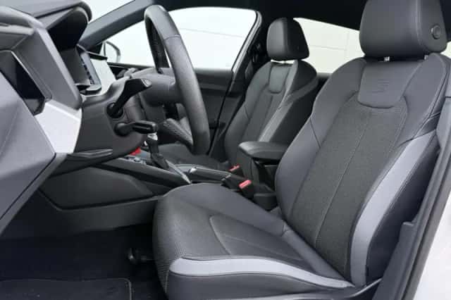 Audi A1 (2025) thumbnail 5