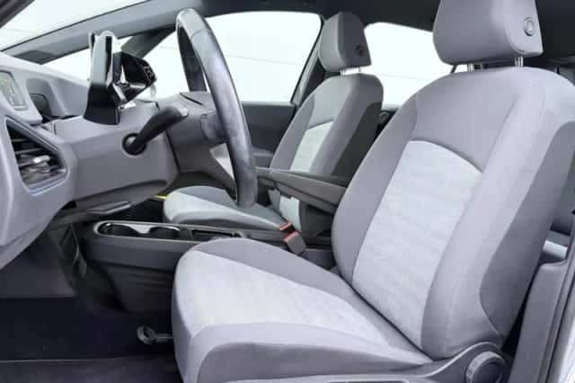 Volkswagen ID.3 (2022) thumbnail 5