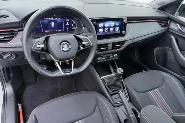 Škoda Scala (2024) thumbnail 3