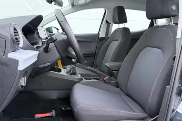 SEAT Ibiza (2024) thumbnail 5