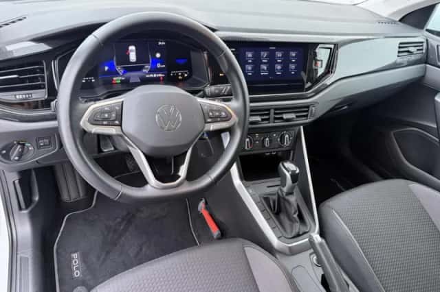 Volkswagen Polo (2024) thumbnail 4