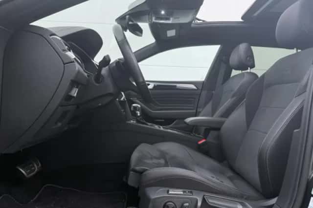 Volkswagen Arteon (2022) thumbnail 5