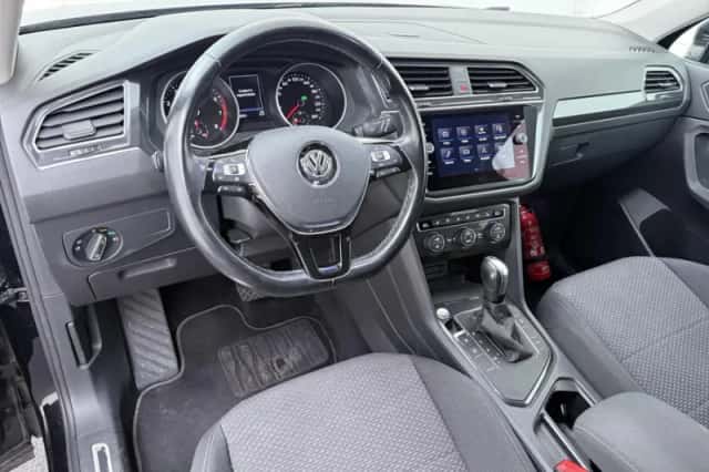 Volkswagen Tiguan (2019) thumbnail 4