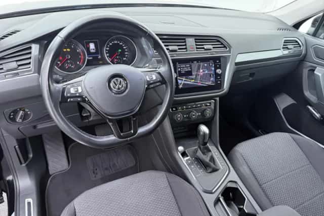 Volkswagen Tiguan (2019) thumbnail 4